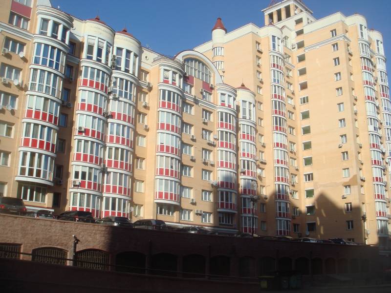Аренда 3 комнатной квартиры 116 кв.м.на Оболоне,ЖК Оазис, с панорамой р.Днепр